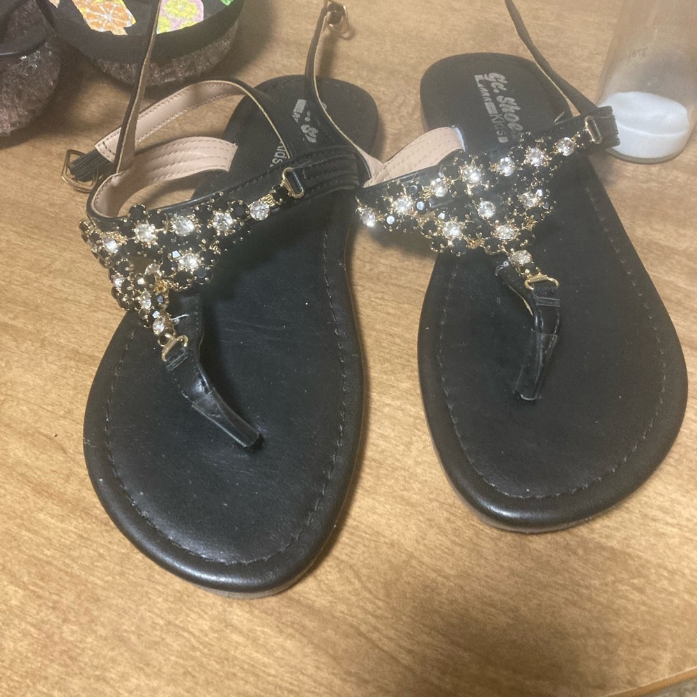 Girls sandals